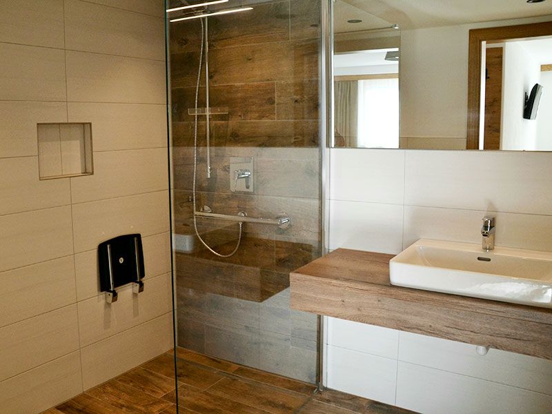 Apartment in Fiss – Bathroom